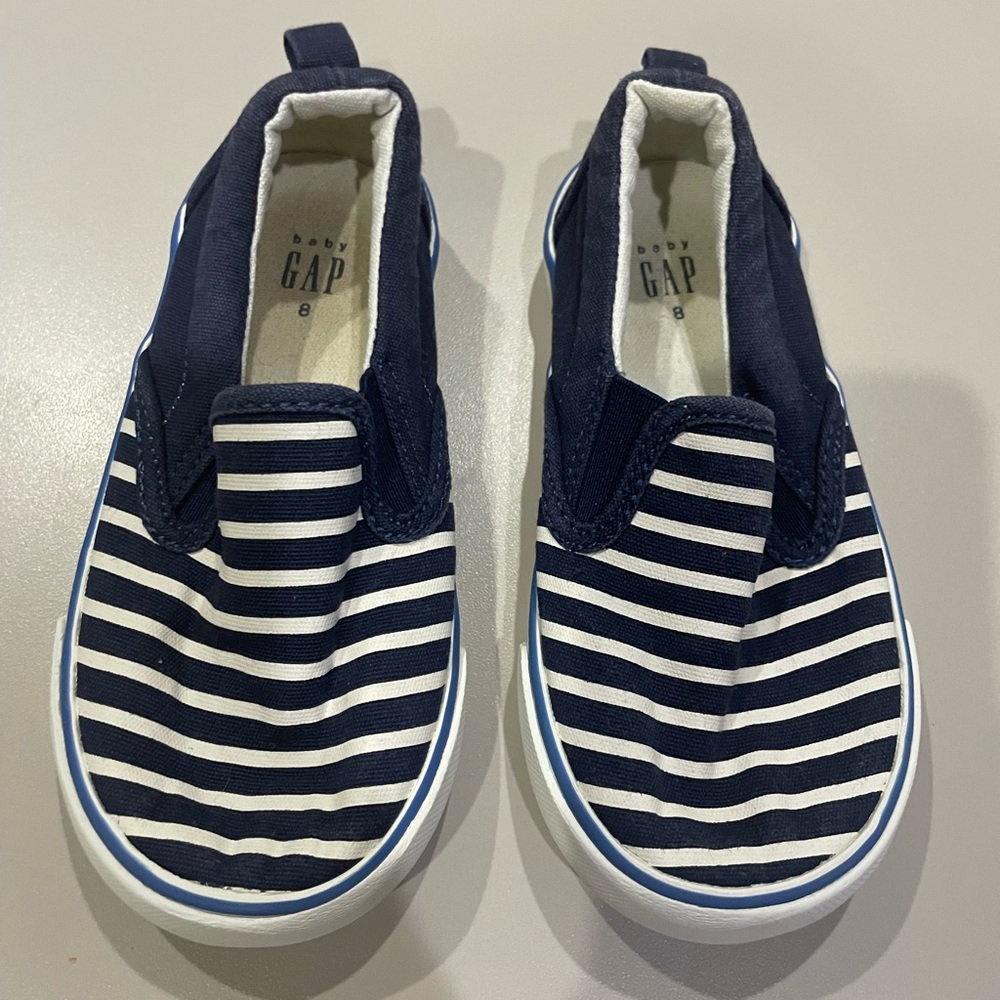 Baby GAP Slip on Sneakers Size 8 - Navy/White stripe. Great condition!